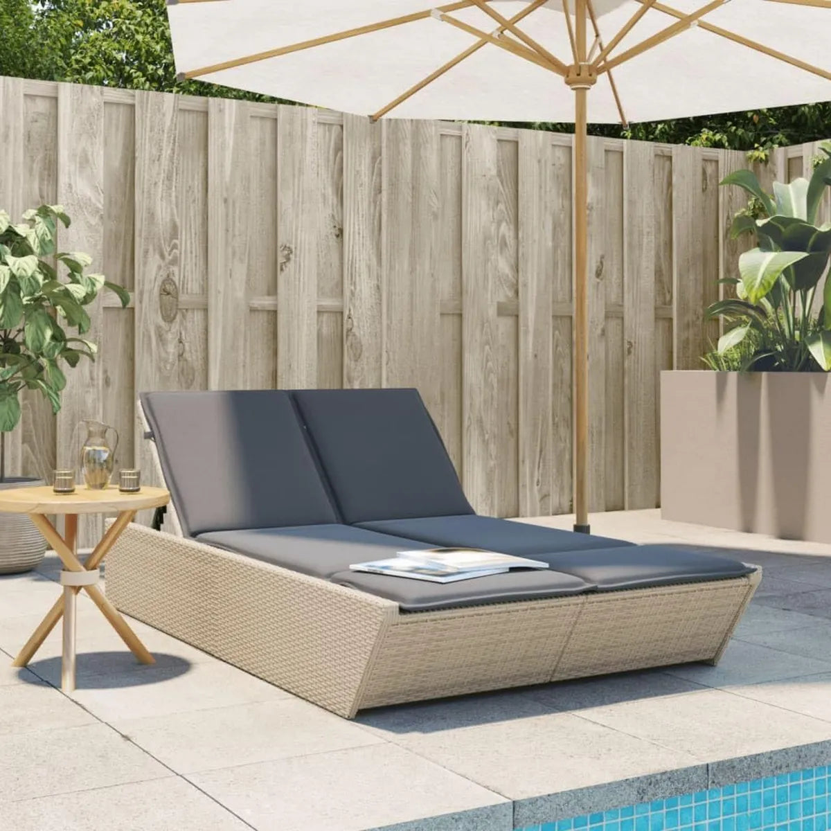 Tumbona Doble de Ratán Sintético con Cojines Beige para Jardín y Playa